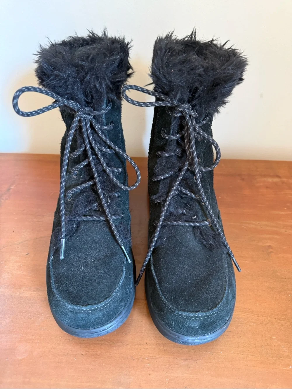 L.L. Bean Tek 2.5 Faux Fur Primoloft 100 Gram Insulated Black Suede Boots, 7.5